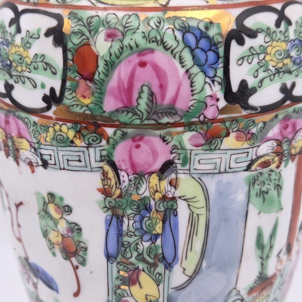 Vintage Chinese Rose Medallion Famille Porcelain Vase Floral Court Gold Trim 10" - Picture 9 of 16